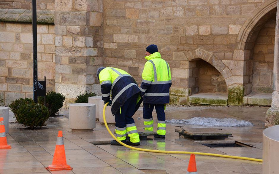 comment déboucher un wc Draveil
